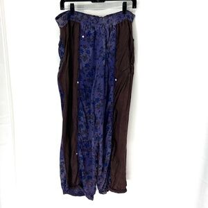 Tienda Ho wide leg pull on cropped pants women’s one size